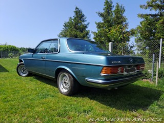 Mercedes-Benz 230 W123 230ce 1984