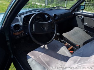 Mercedes-Benz 230 W123 230ce 1984