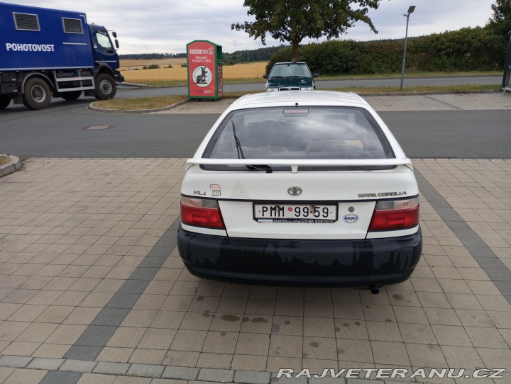 Toyota Corolla E100 1992