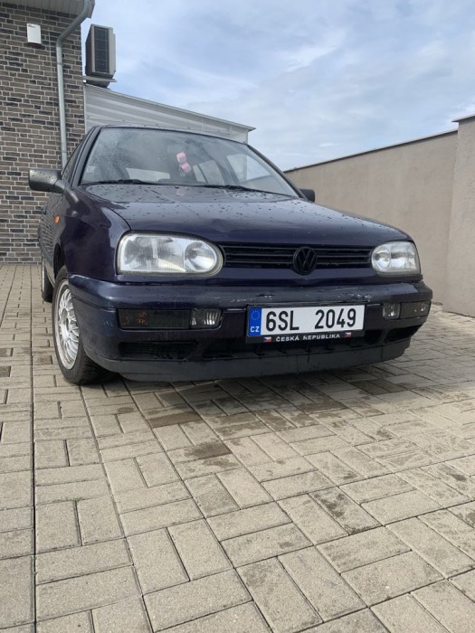 Volkswagen Golf 