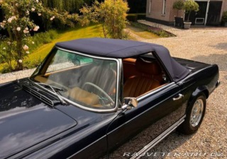Mercedes-Benz 230 SL Pagoda (W113) 1964
