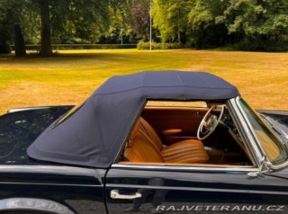 Mercedes-Benz 230 SL Pagoda (W113) 1964