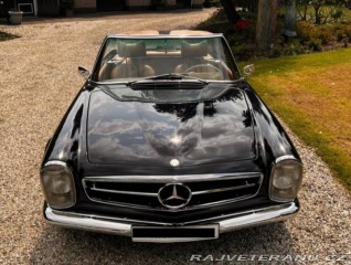 Mercedes-Benz 230 SL Pagoda (W113) 1964