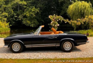 Mercedes-Benz 230 SL Pagoda (W113) 1964