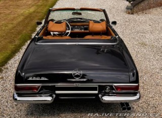 Mercedes-Benz 230 SL Pagoda (W113) 1964