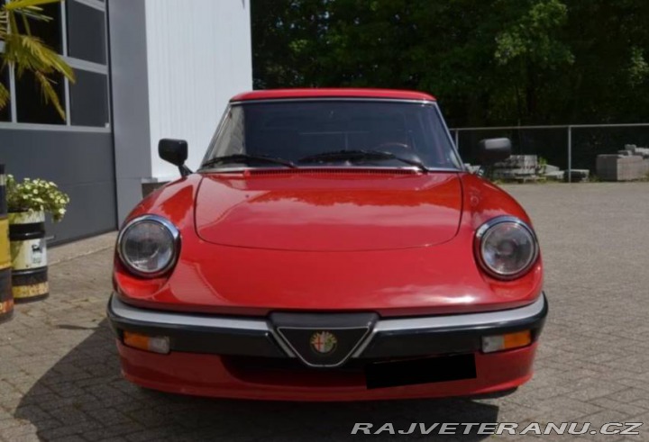 Alfa Romeo Spider 2.0 Quadrifoglio Verde 1987