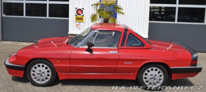 Alfa Romeo Spider 2.0 Quadrifoglio Verde 1987