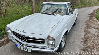 Mercedes-Benz 230 Pagoda 1964