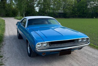 Dodge Challenger 