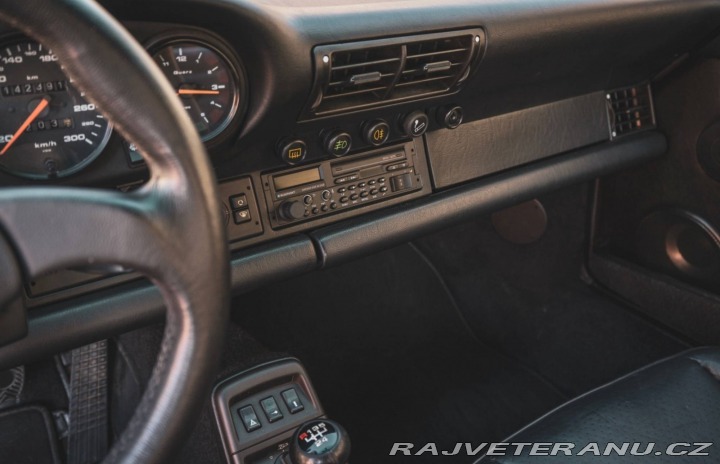 Porsche 911 Carrera 2 (964) 1992