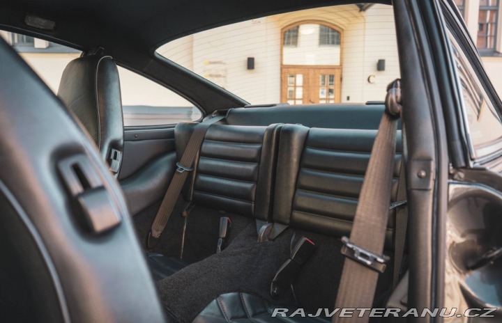 Porsche 911 Carrera 2 (964) 1992
