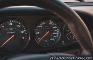 Porsche 911 Carrera 2 (964) 1992