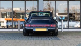 Porsche 911 964 Carrera 2 1990