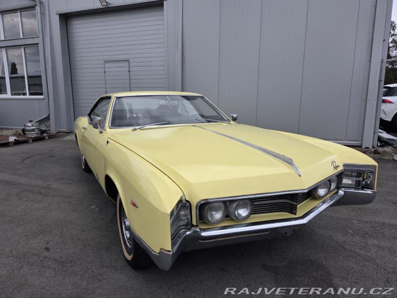 Buick Riviera 
