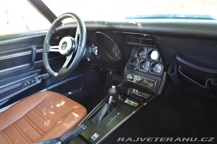 Chevrolet Corvette C3 1977