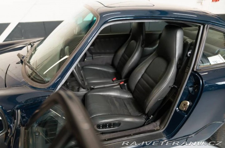 Porsche Ostatní modely 964 Carrera 4 1990