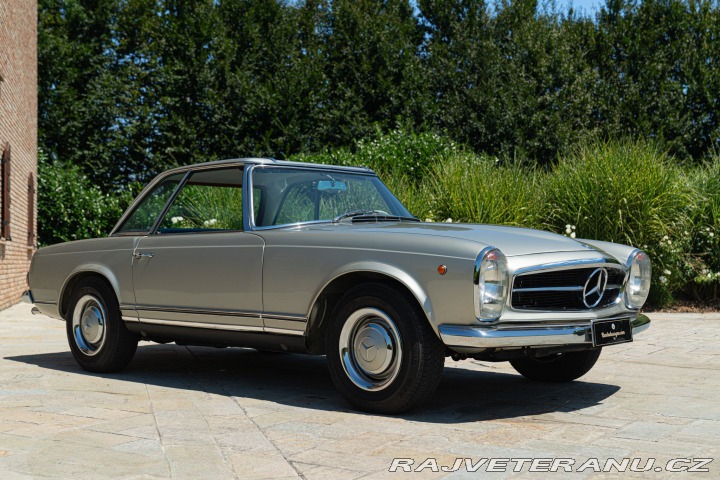 Mercedes-Benz 230 SL 1965