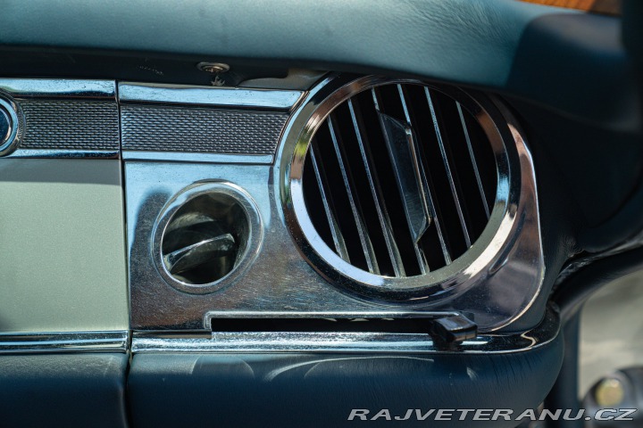 Mercedes-Benz 230 SL 1965