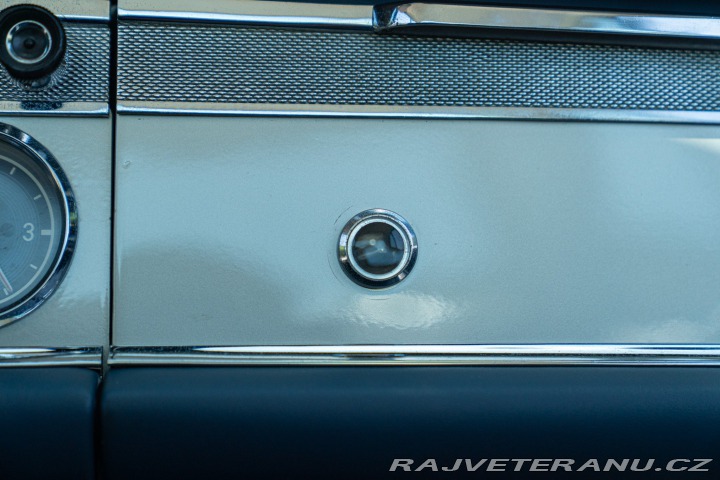 Mercedes-Benz 230 SL 1965