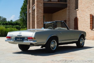 Mercedes-Benz 230 SL 1965