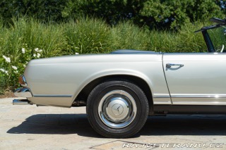 Mercedes-Benz 230 SL 1965