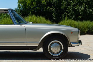 Mercedes-Benz 230 SL 1965