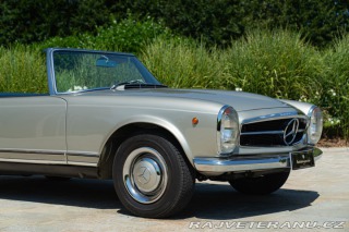 Mercedes-Benz 230 SL 1965