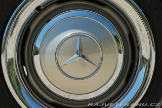 Mercedes-Benz 230 SL 1965