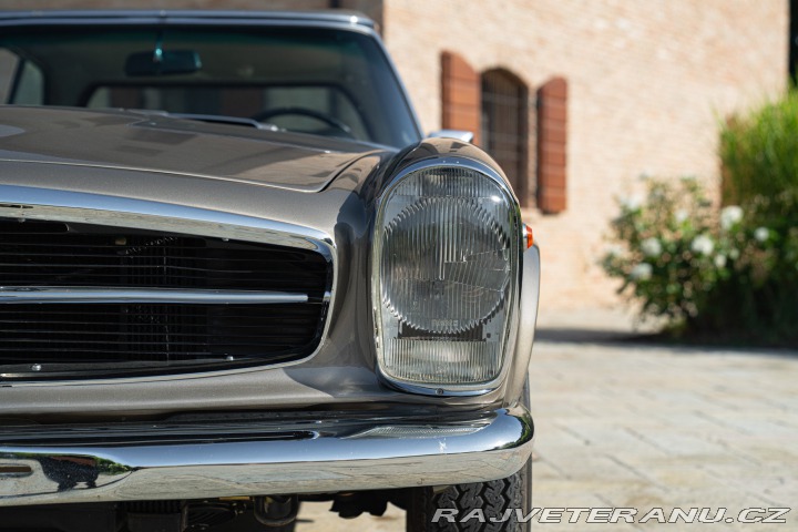 Mercedes-Benz 280 SL 1969