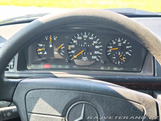 Mercedes-Benz 250 E250d 1997