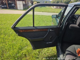 Mercedes-Benz 250 E250d 1997
