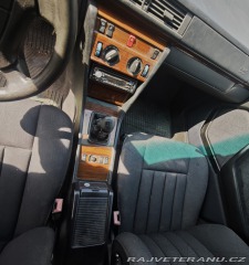 Mercedes-Benz 250 E250d 1997