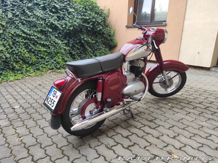 Jawa 250 559 panelka 1968