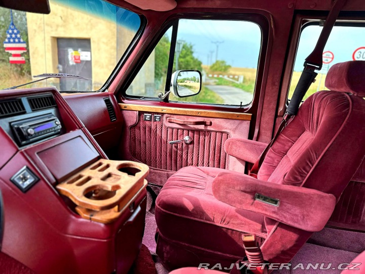 Chevrolet G20 5.7 V8 | Stealth Sport 1994
