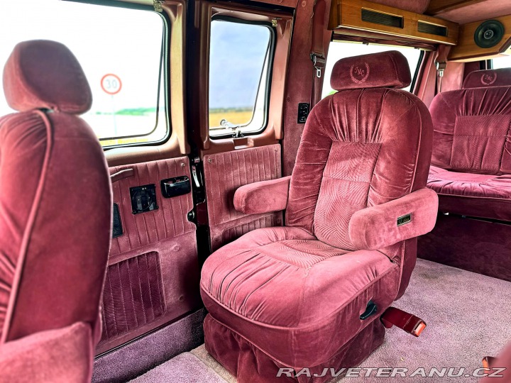 Chevrolet G20 5.7 V8 | Stealth Sport 1994
