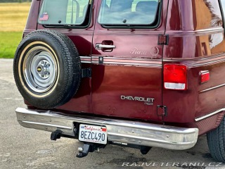 Chevrolet G20 5.7 V8 | Stealth Sport 1994