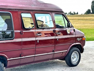 Chevrolet G20 5.7 V8 | Stealth Sport 1994