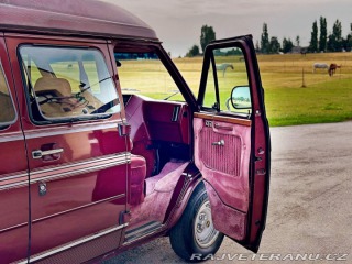 Chevrolet G20 5.7 V8 | Stealth Sport 1994