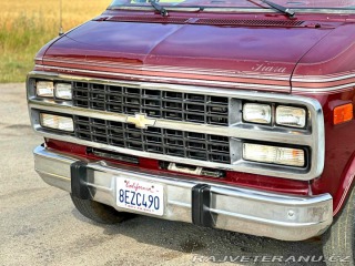 Chevrolet G20 5.7 V8 | Stealth Sport 1994