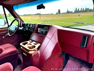 Chevrolet G20 5.7 V8 | Stealth Sport 1994