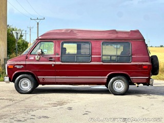 Chevrolet G20 5.7 V8 | Stealth Sport 1994