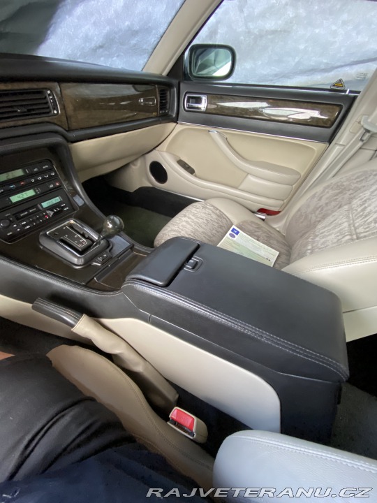 Jaguar XJR x300 1995