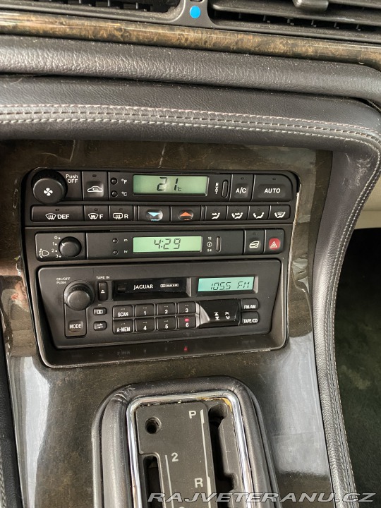 Jaguar XJR x300 1995