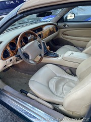 Jaguar XKR  2002