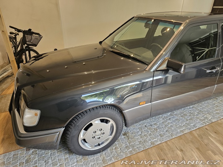 Mercedes-Benz 200 W124 1994