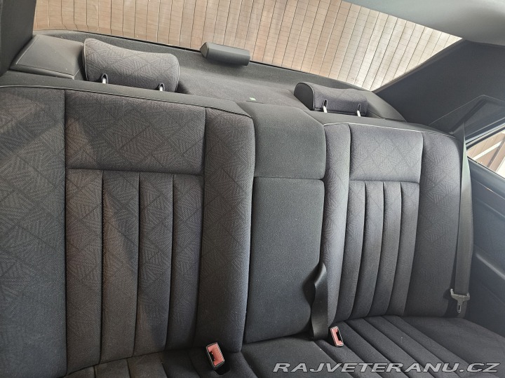 Mercedes-Benz 200 W124 1994