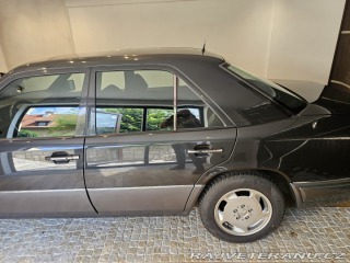 Mercedes-Benz 200 W124 1994