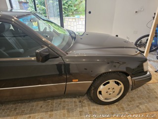 Mercedes-Benz 200 W124 1994