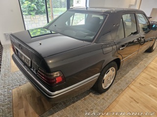Mercedes-Benz 200 W124 1994
