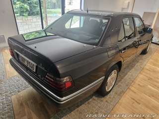Mercedes-Benz 200 W124 1994